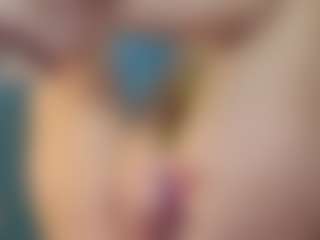 Live cam show with Serenexx - Nipple Piercings on Camsoda