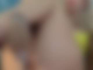 Live cam show with Serenexx - Blue Eyes on Camsoda