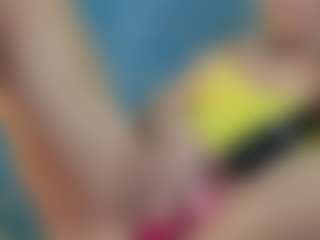 Live cam show with Serenexx - Blue Eyes on CamClone