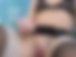 Live cam show with Serenexx - Amateur Mature on Camsoda