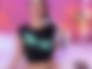 Live cam show with Karina - Skinny MILF on xxxlivecams.org
