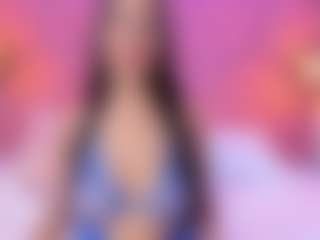 Live cam show with Karina - Brown Hair Petite on Lustler