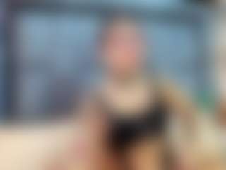 emily-86's Live Sex Cam Show