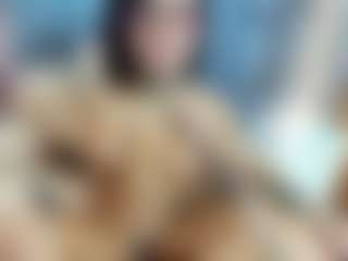 emily-86's Live Sex Cam Show