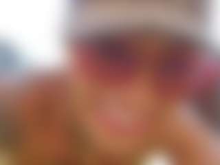 emily-86's Live Sex Cam Show