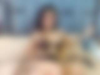 emily-86's Live Sex Cam Show