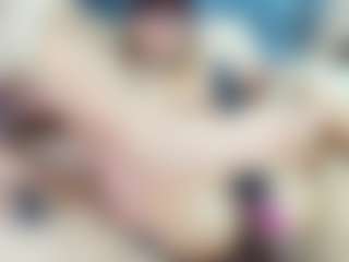 emily-86's Live Sex Cam Show