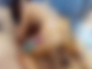 emily-86's Live Sex Cam Show