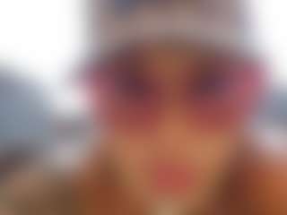 emily-86's Live Sex Cam Show