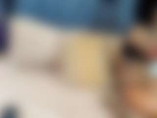 emily-86's Live Sex Cam Show