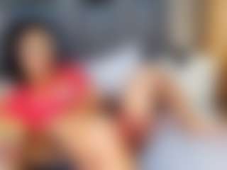 emily-86's Live Sex Cam Show