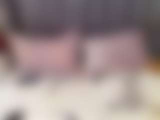 emily-86's Live Sex Cam Show