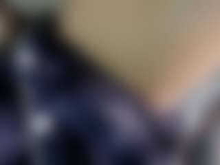 emily-86's Live Sex Cam Show