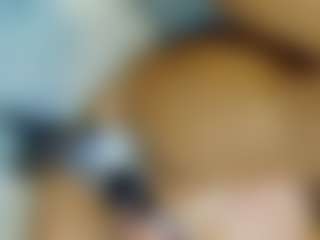 emily-86's Live Sex Cam Show