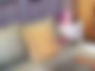 emily-86's Live Sex Cam Show