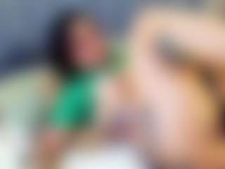 emily-86's Live Sex Cam Show