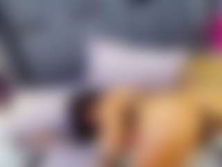 emily-86's Live Sex Cam Show