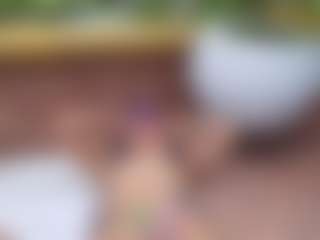 emily-86's Live Sex Cam Show