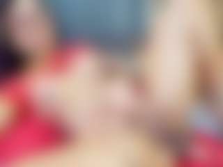 emily-86's Live Sex Cam Show