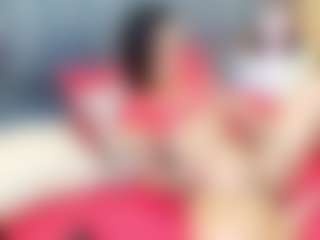 emily-86's Live Sex Cam Show