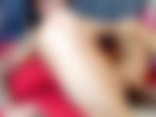 emily-86's Live Sex Cam Show