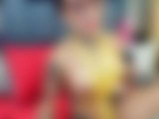 emily-86's Live Sex Cam Show