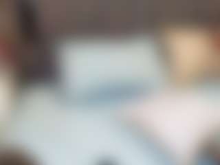 emily-86's Live Sex Cam Show