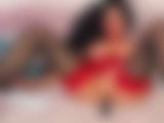 ClaireWarner MILF webcam performer live streaming