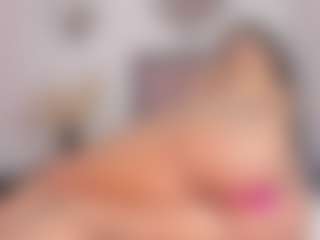 Live cam show with MiaPearls - Thong on AdultVida.com