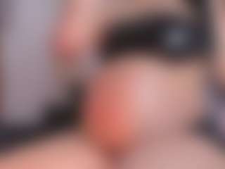 Live cam show with MiaPearls - Bedroom Red Hair on Latina Girls