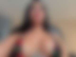 Live cam show with KatieNolan - Living Room on iamadamtest123.com