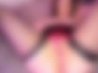 Live cam show with EvaMerlin - Ass Clapping on SxyPornLive