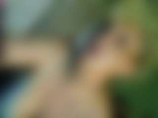 Live cam show with TsPostOphere - Blue Eyes on Camiplay Live