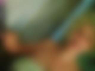 Live cam show with TsPostOphere - English on Camming Site