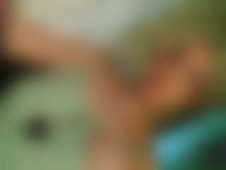 Live cam show with TsPostOphere - English on madthumbs