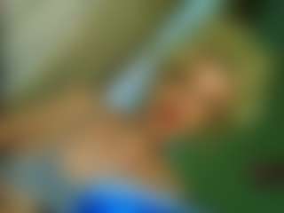 Live cam show with TsPostOphere - English on CamwithHer