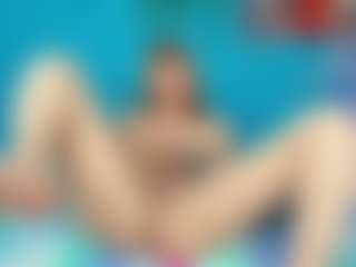 Queenramona-hot's Live Sex Cam Show