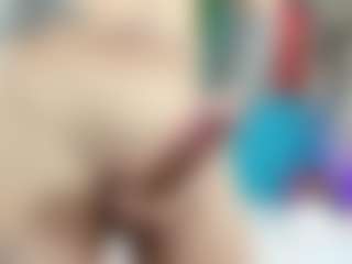 Queenramona-hot's Live Sex Cam Show