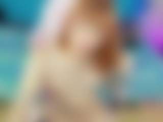 Live cam show with Queenramona-hot - Tease on TottyGirls