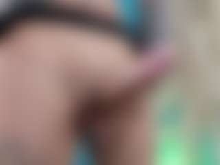 Live cam show with Queenramona-hot - Black Hair on madthumbs