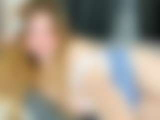 Live cam show with ToriCat - Bedroom on livesuperchat.net