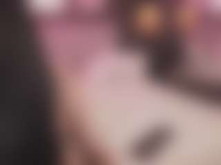 Bellatslatina's Live Sex Cam Show