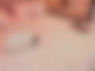 Bellatslatina's Live Sex Cam Show
