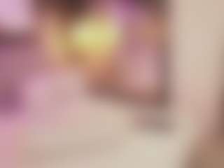 Bellatslatina's Live Sex Cam Show