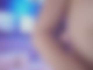 Bellatslatina's Live Sex Cam Show