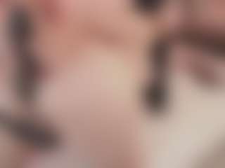 Bellatslatina's Live Sex Cam Show