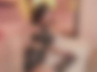 Bellatslatina's Live Sex Cam Show