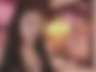 Bellatslatina's Live Sex Cam Show