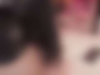 Bellatslatina's Live Sex Cam Show