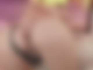 Bellatslatina's Live Sex Cam Show